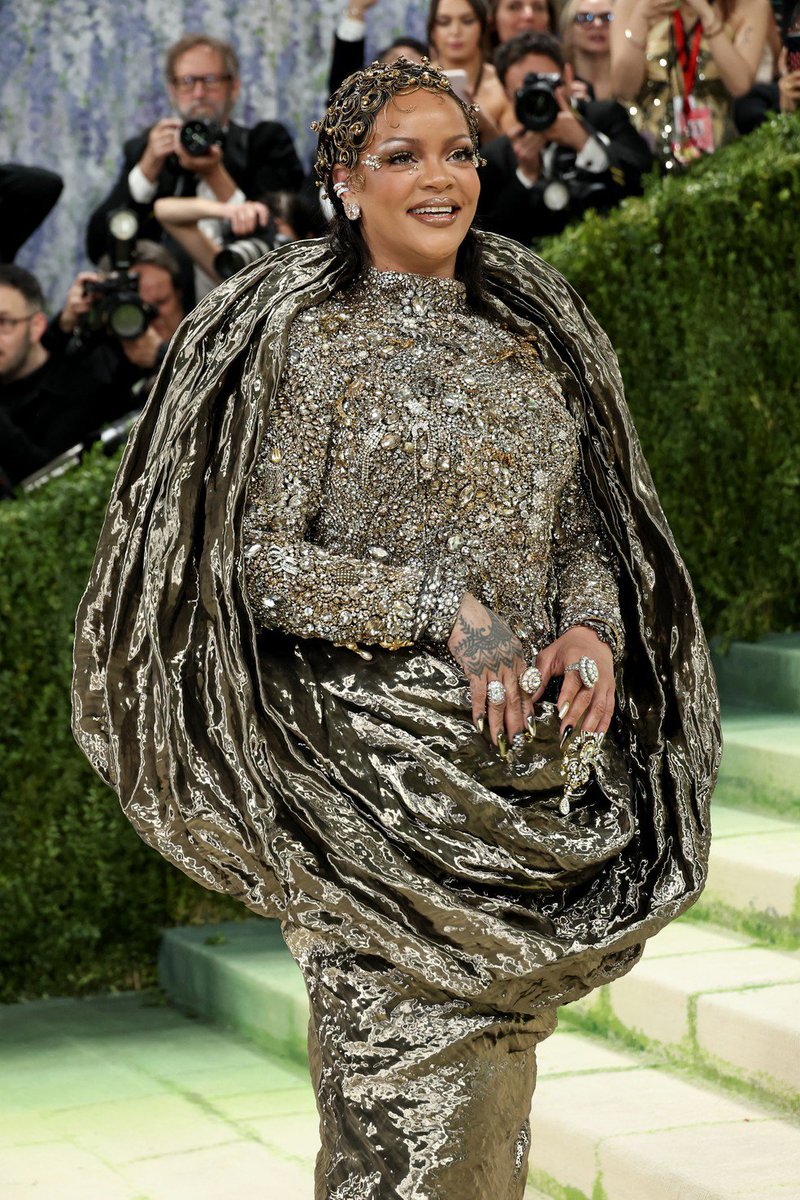eudominicki's tweet photo. Sempre achei isso, inclusive quando disse que o da Rihanna era muito melhor fui atacado na época kkkkkk https://t.co/lGEdYGEikz