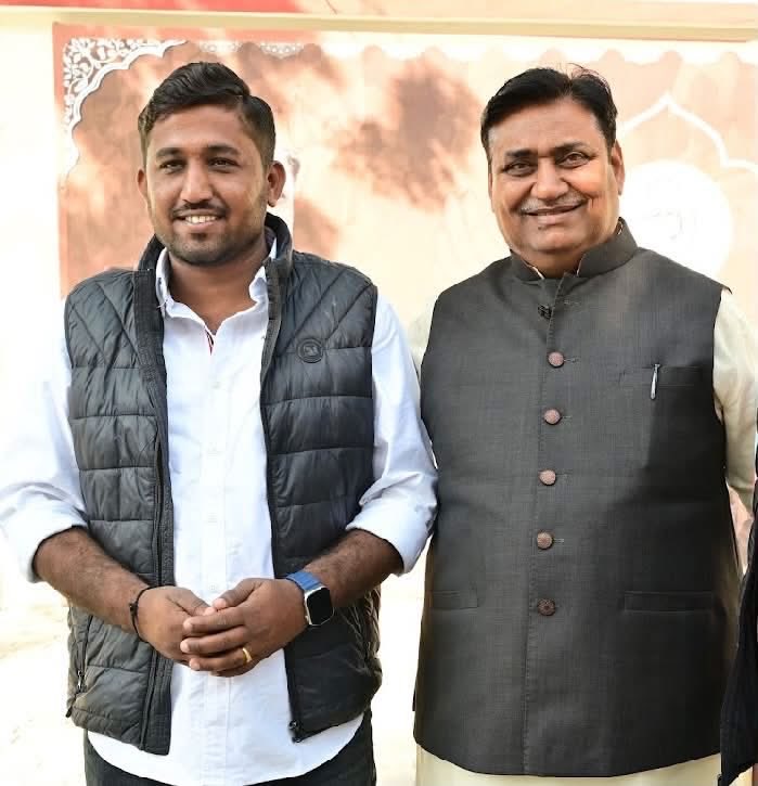 AzharBarmer's tweet photo. राजस्थान प्रदेश कांग्रेस कमेटी के अध्यक्ष श्री गोविन्द सिंह डोटासरा जी को जन्मदिवस की हार्दिक बधाई एवं शुभकामनाएं।
@GovindDotasra https://t.co/s8XXlKsZQL