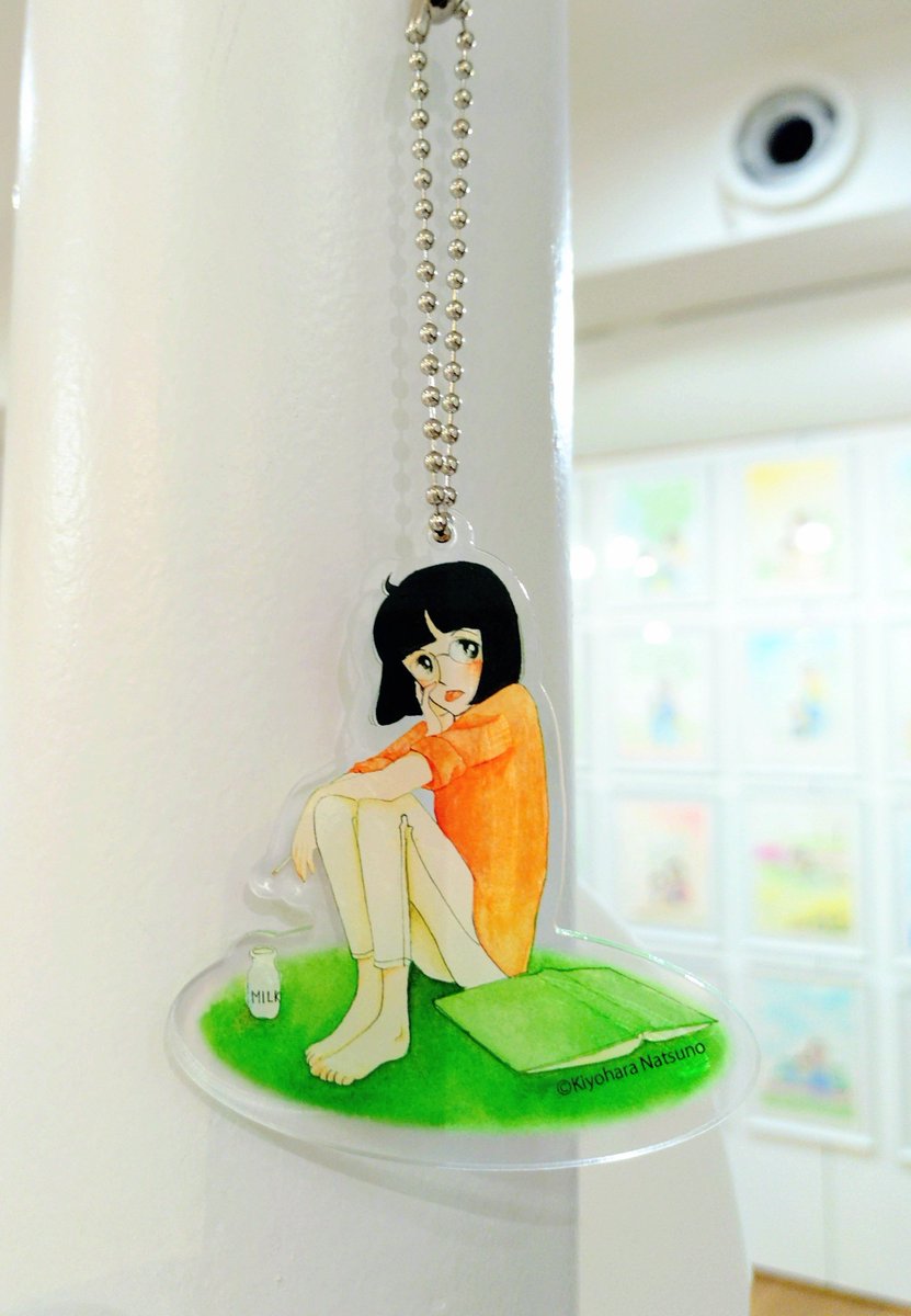 anayuko's tweet photo. 🌟清原なつの  松苗あけみ  二人展🌟

清原なつのグッズ✨
アクリルキーホルダー２種類✨

花岡ちゃんのアクキー、めちゃくちゃ可愛い💕
「花図鑑」の梨花ちゃんも可愛いすぎます😆

ぜひ両方GETしてください‼️

10月2日より東京・吉祥寺にて開催💫
https://t.co/6TBWmXFXfl https://t.co/qWGBAR9zxG