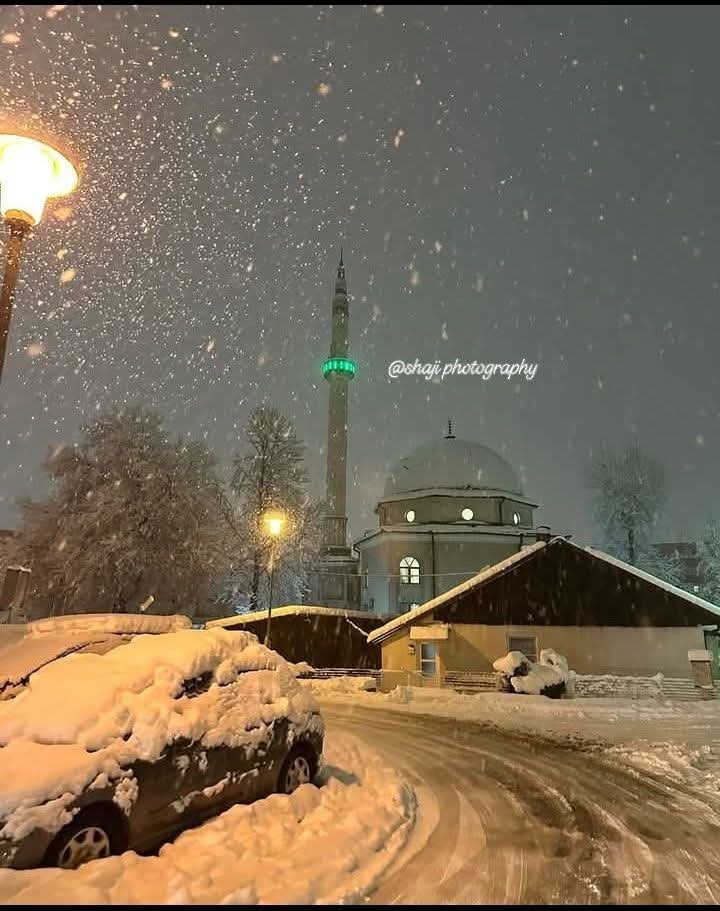 wahaot's tweet photo. Fajir in Bosnia 🇧🇦❄️
#bosnia #bosniaandherzegovina https://t.co/GYCIbR60wv