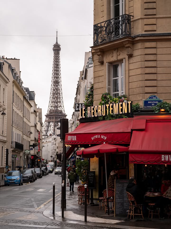 Business660608's tweet photo. Paris, France https://t.co/PqYV60crR6