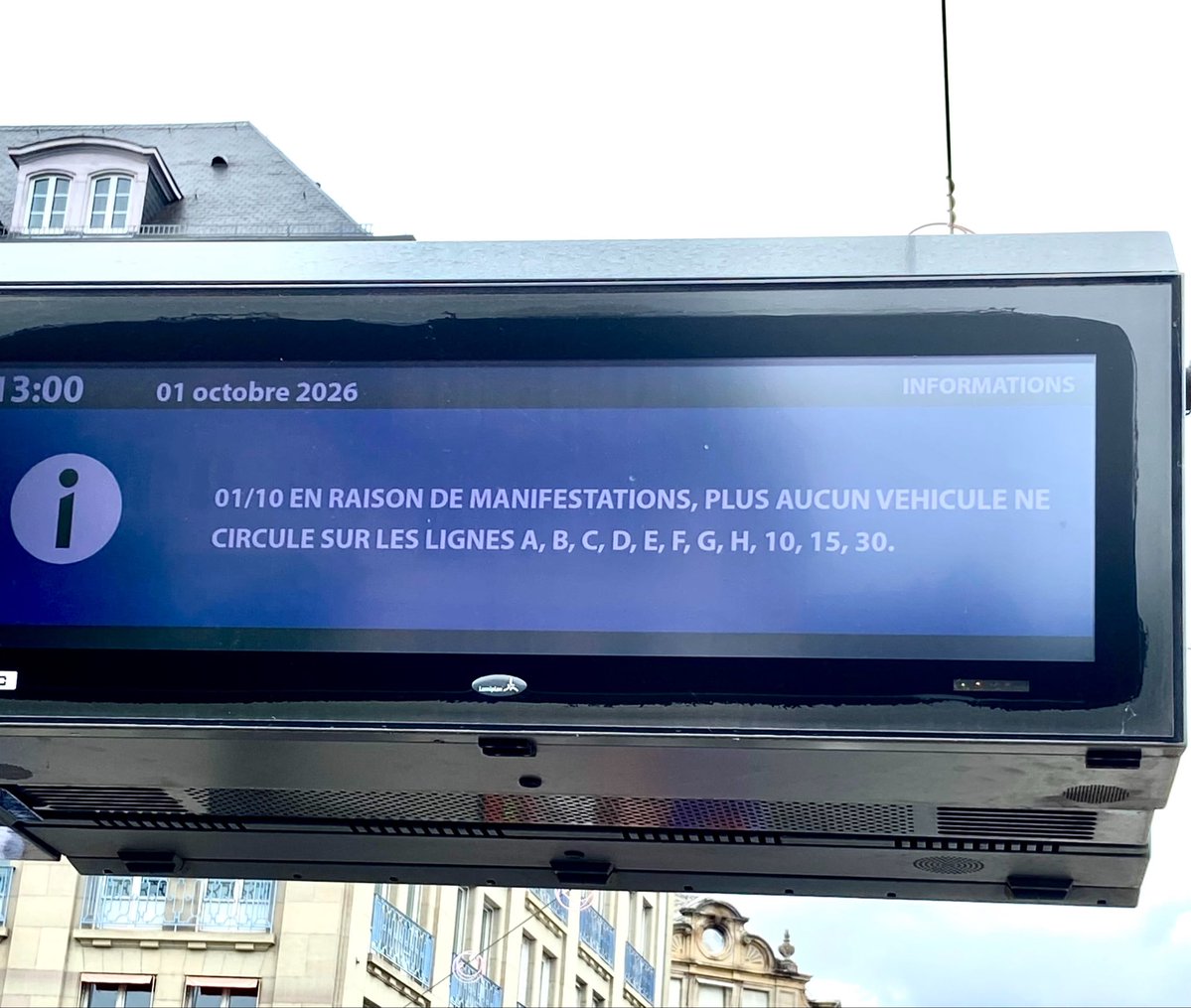 AcheUnderscore_'s tweet photo. À Strasbourg ça force la ville à réviser son alphabet mdr https://t.co/qYoMmoXNsm