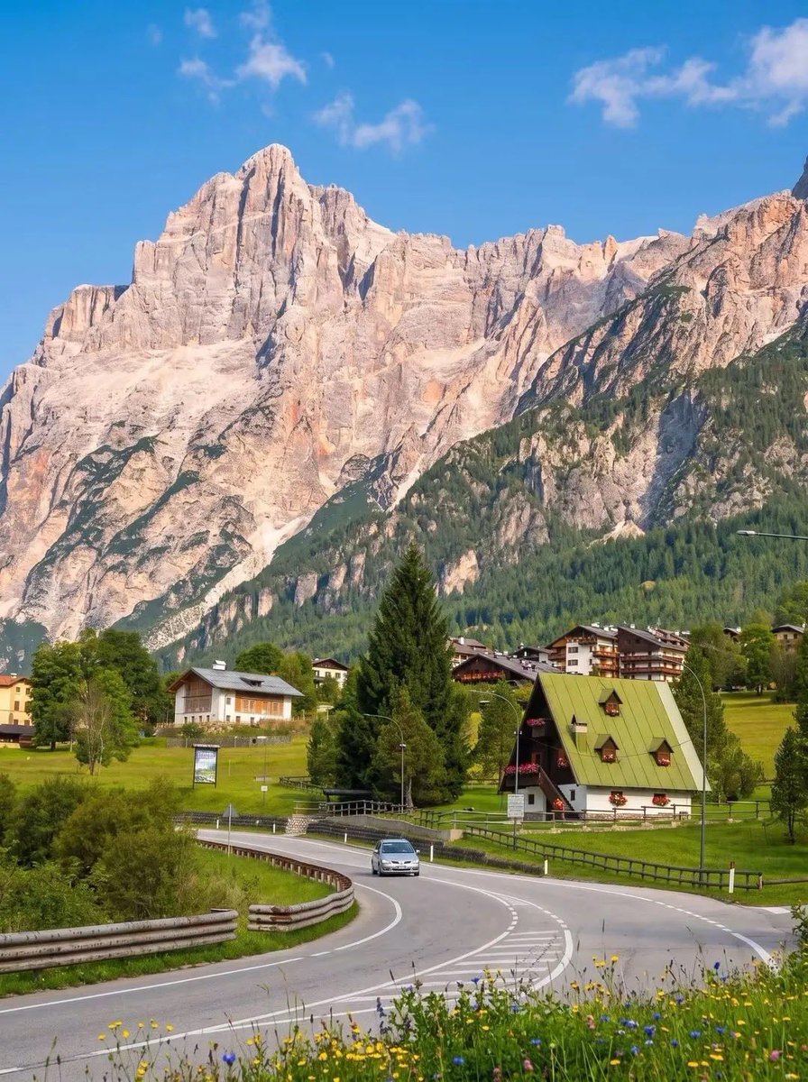 earthserenityy's tweet photo. Dolomites Italy https://t.co/f3QoyirbnZ