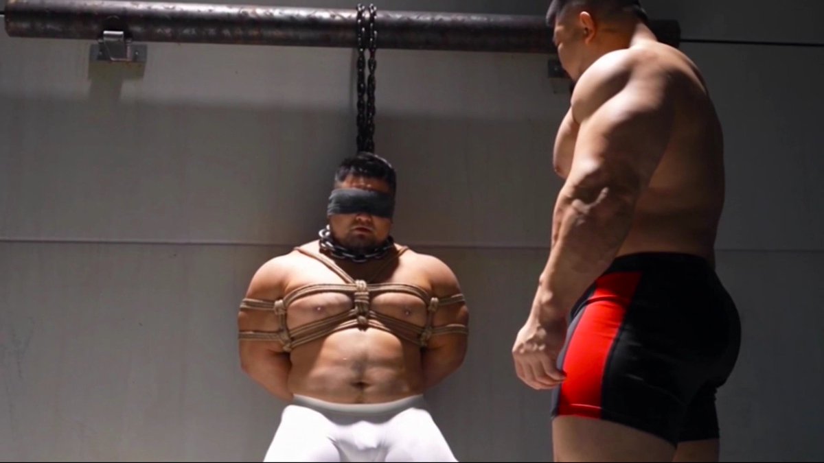 AsianJock_AI's tweet photo. 緊縛GutPunching

#gutpunch #虐腹 #ガチムチ #壮熊 #gay #bearmuscle #AIart https://t.co/HrRtsbBjBR