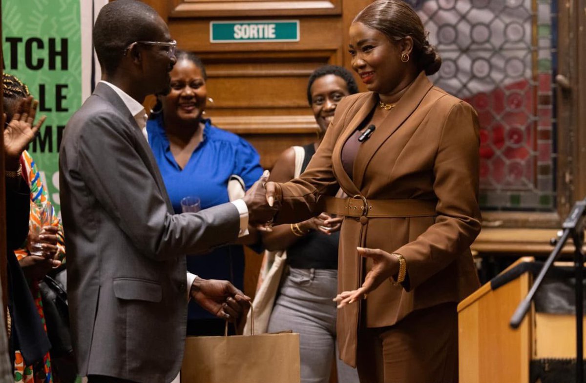central_sage's tweet photo. 🇨🇩🇫🇷 Paludisme : La député nationale Christelle Vuanga @ChristelleVuan1 porte la voix de l’Afrique à Paris. 

À l’Hôtel de Ville de Paris, la députée congolaise a plaidé pour le renforcement des financements du Fonds mondial dédiés à la lutte contre le paludisme en Afrique et dans le monde. 

#Paludisme #RDC #Afrique
