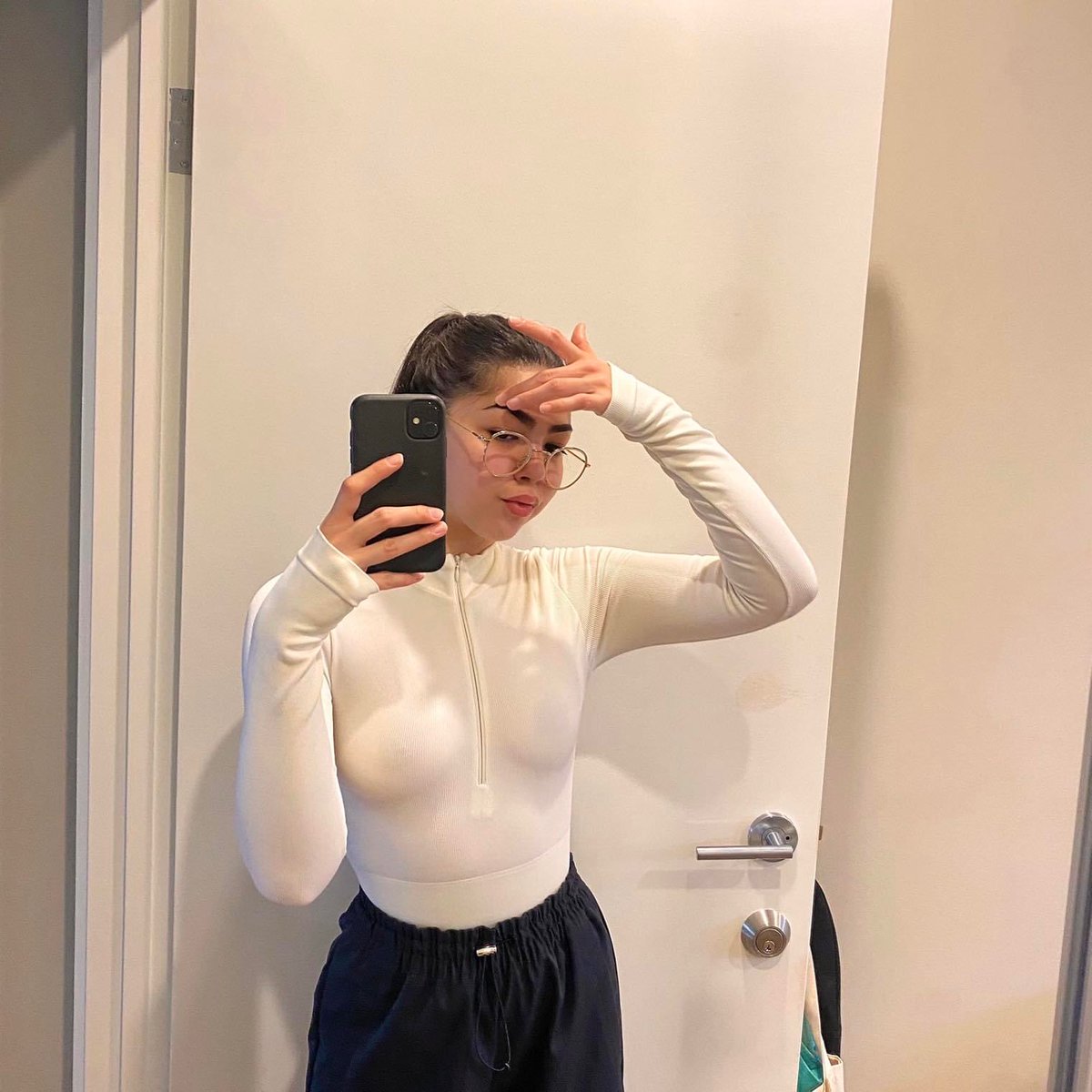 JaneDoeltlg's tweet photo. bored someone who’s not a bot keep me some company pls 😘💕 https://t.co/PmpUGoo1sX