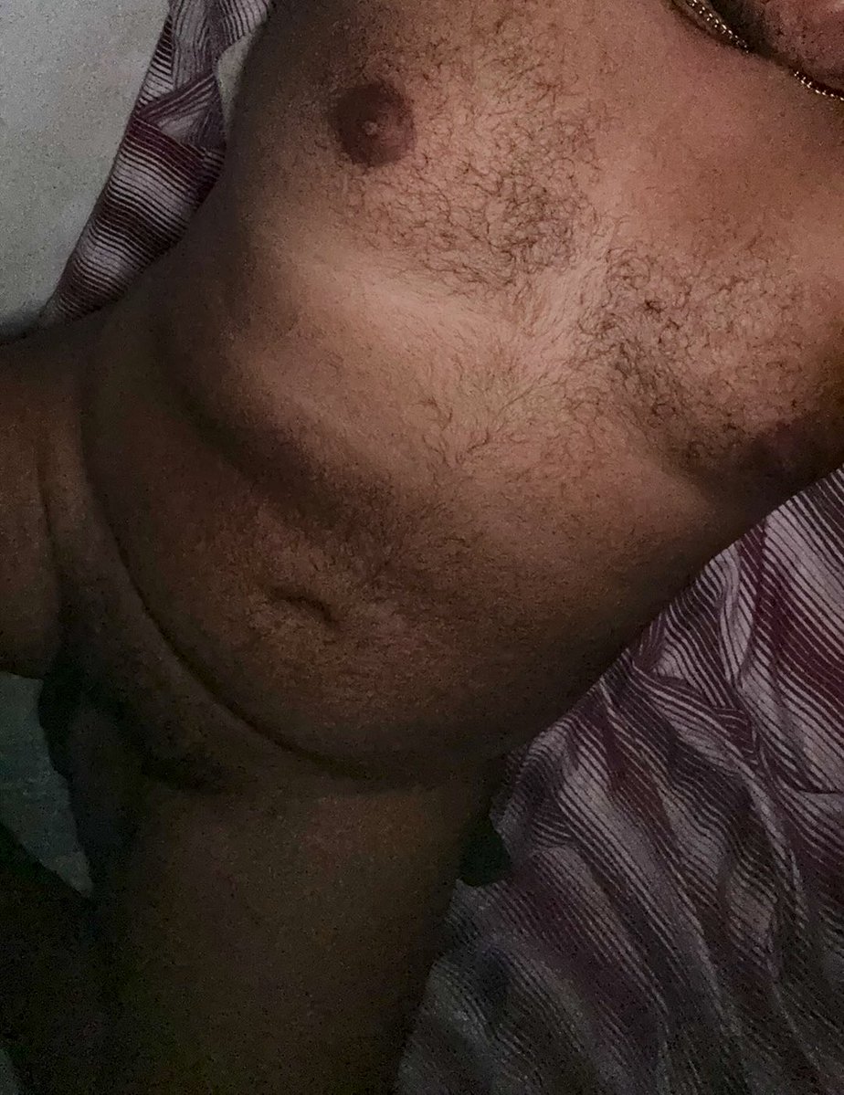 cjr1269's tweet photo. No me quiero levantar de la cama 🤭🔥✌🏾 https://t.co/Y8HEGhEcPk