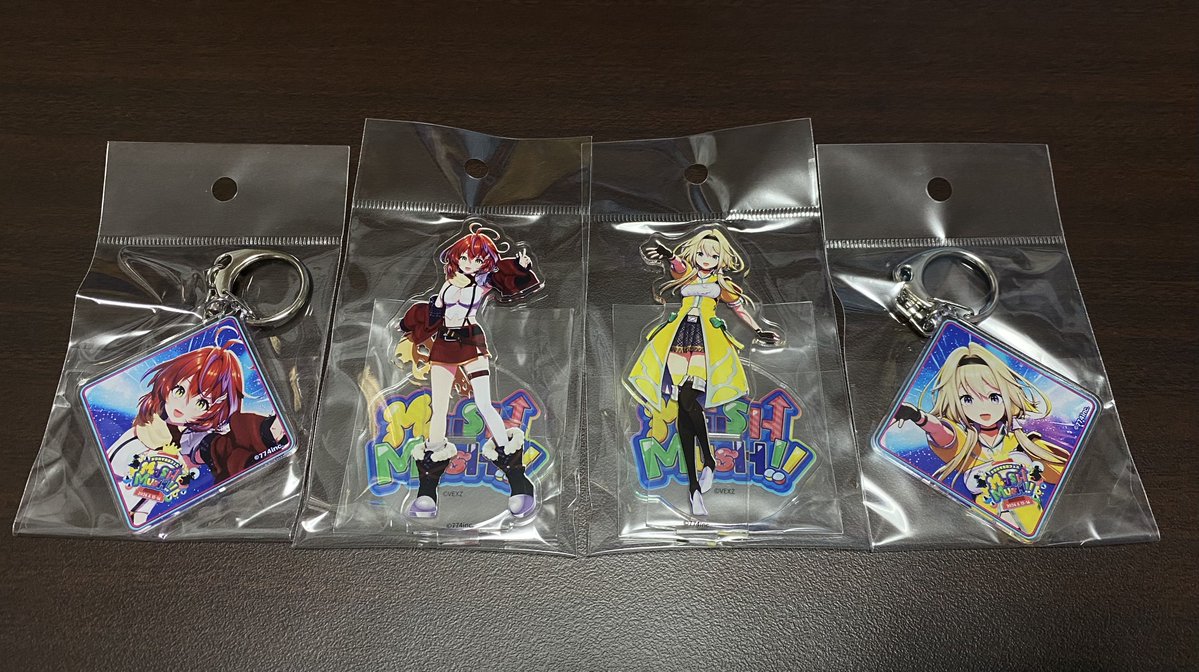 mr_ngn's tweet photo. マシマシのグッズが届いた！
3Dのグッズもやっぱりいいね〜
かわいい。
#茜音カンナ #家入ポポ https://t.co/HuO9YcQmjf