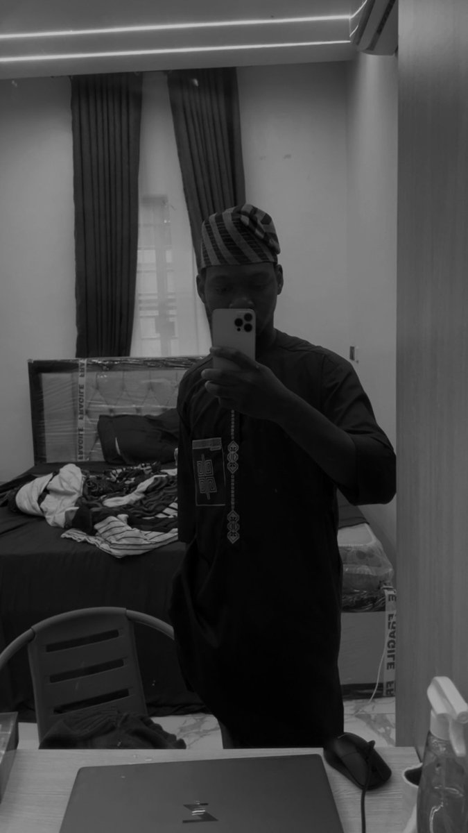 pellar1127's tweet photo. Hey X 👋🏾, I’m Oluwadamilare.

I’m a UI/UX Designer, Photographer & Visual Creative passionate about turning ideas into clean, functional and visually engaging experiences.

From mobile app interfaces to brand visuals and photography, I help people and businesses bring their ideas to life.

Got a project in mind?
DM me — let’s create something. 🤝🏾