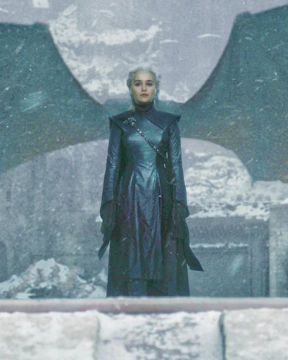 westerosies's tweet photo. September 30th                        October 1st https://t.co/WSHxZsqozf