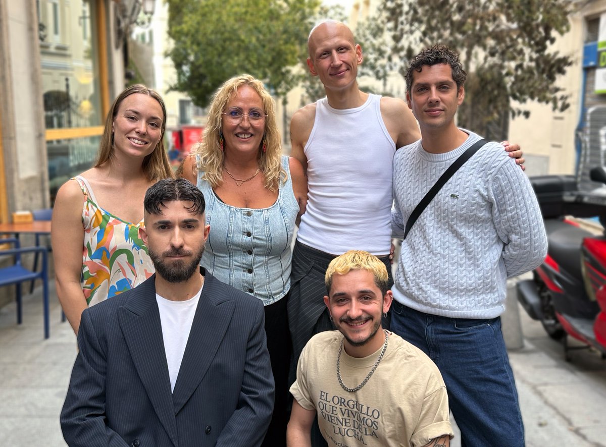 cesida_esp's tweet photo. 🗞️ Gracias a quienes habéis compartido vuestras experiencias y a los medios que nos habéis acompañado. Tenemos todo un mes por delante para encontrarnos, reivindicar nuestros derechos y plantar cara al estigma.

📢 Nos vemos el 17 de octubre en Madrid,  en la V Marcha Positiva. https://t.co/CuR8sCWRKE
