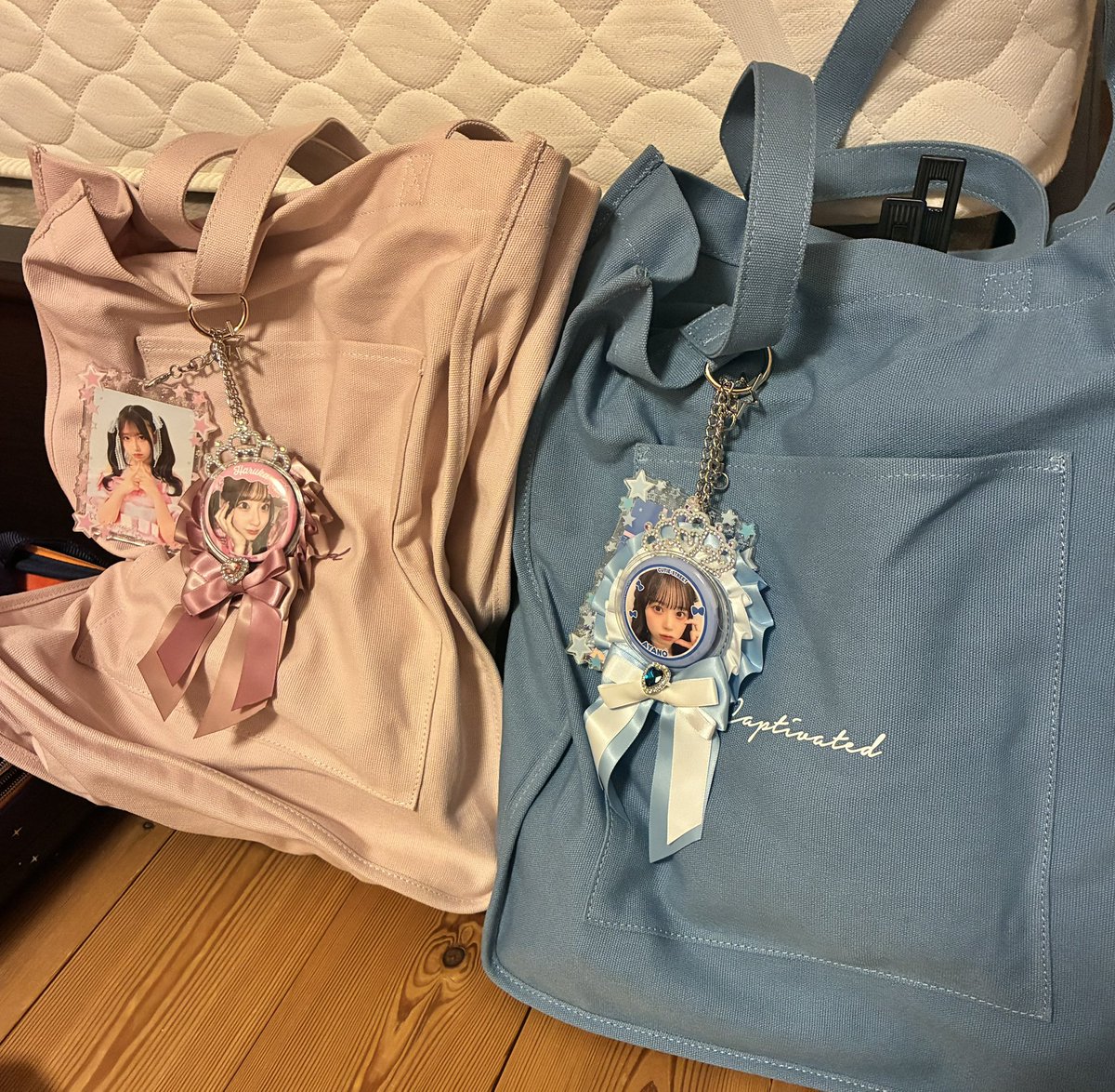 chust983's tweet photo. 当日はこんな感じの推しバックで参戦します！見かけましたらお声がけ下さい！！

 #アリーナツアー
 #きゅーすと
 #アリツ
 #セキスイハイムスーパーアリーナ https://t.co/8FSlL6k34N