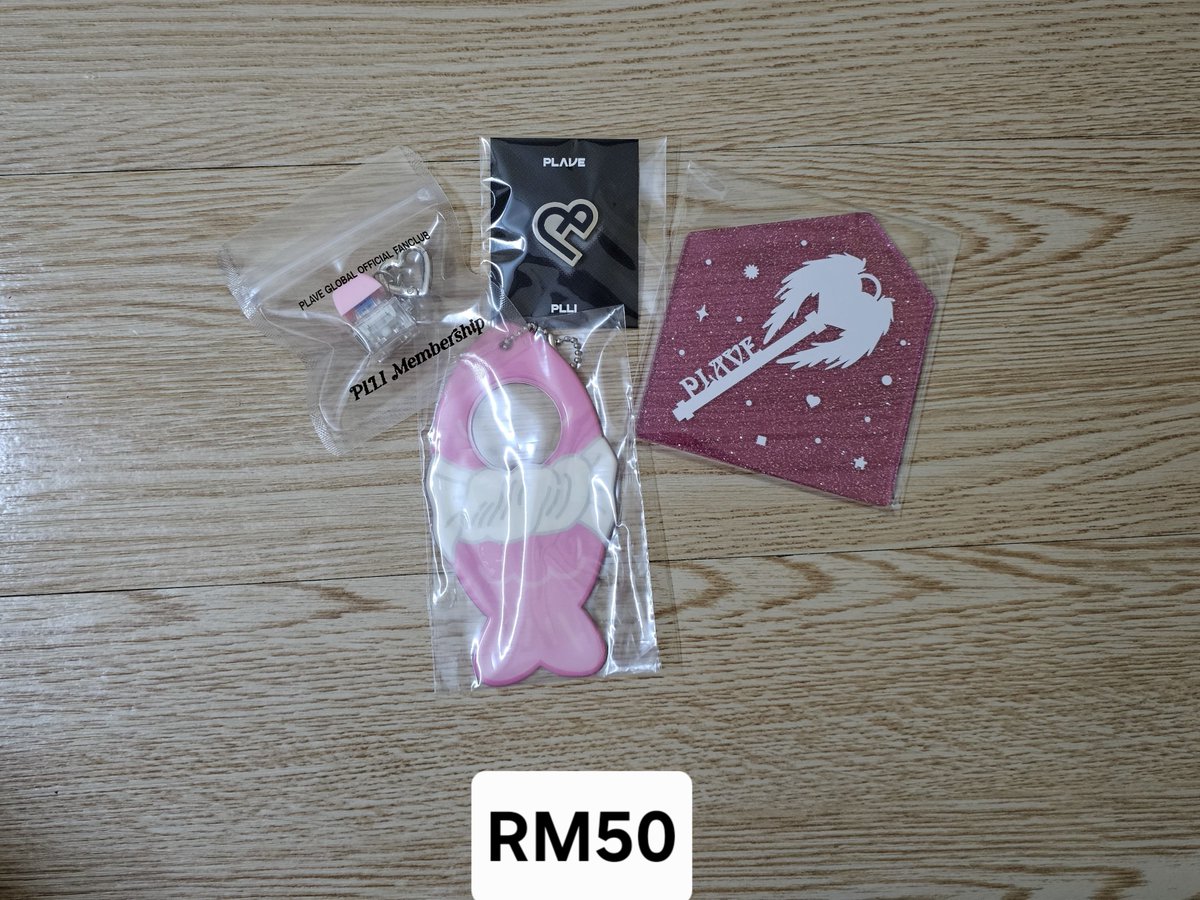pllirorin's tweet photo. WTS🇲🇾

Price in pic
RM8 wm /RM15 em

#pasarplave #pasarplaveMY @PasarPlaveMY https://t.co/ISQ7X58sI0