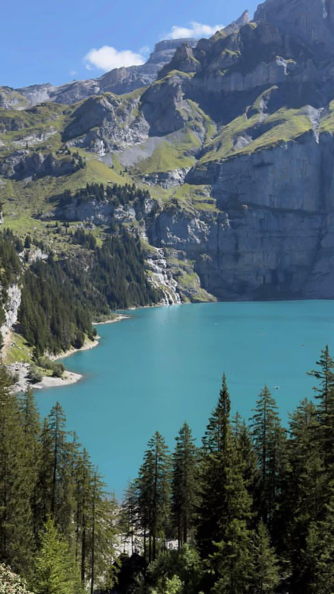 WorldCityX's tweet photo. Switzerland 🇨🇭 https://t.co/ZmrHttKz0y