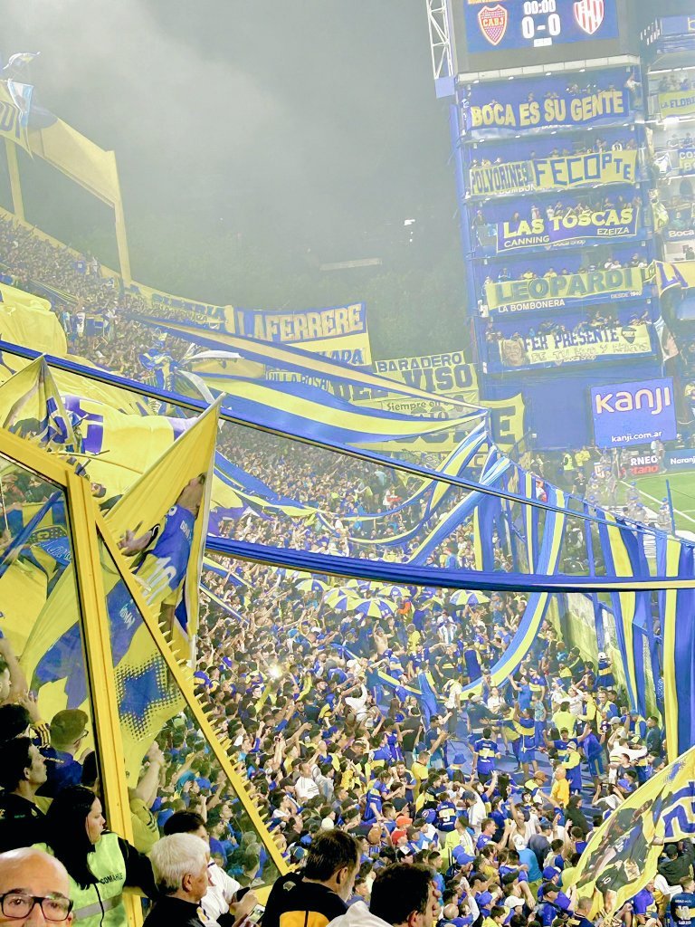 LUCIANOCABJ_78's tweet photo. Buen dia Bosteros 💙💛💙
Feliz jueves para todos 🫶🎶🎶 https://t.co/raYYVCb28z