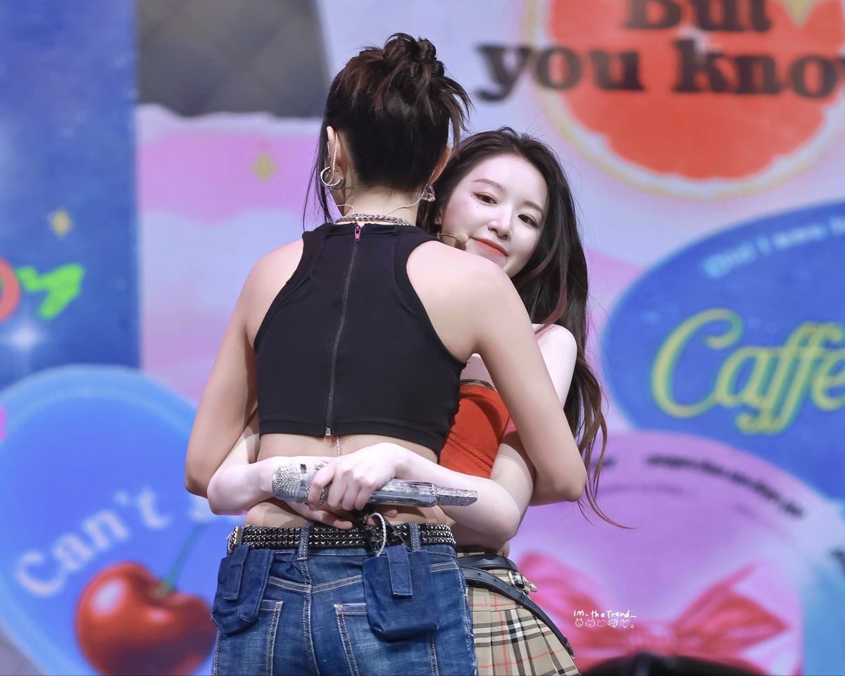 IM_theTrend_'s tweet photo. 20260830 [Syncopation] in Macau _Day2
유부부 초밥밥💕

#idle #MINNIE #SHUHUA 
#아이들 #민니 #슈화 https://t.co/26VxXXjMck