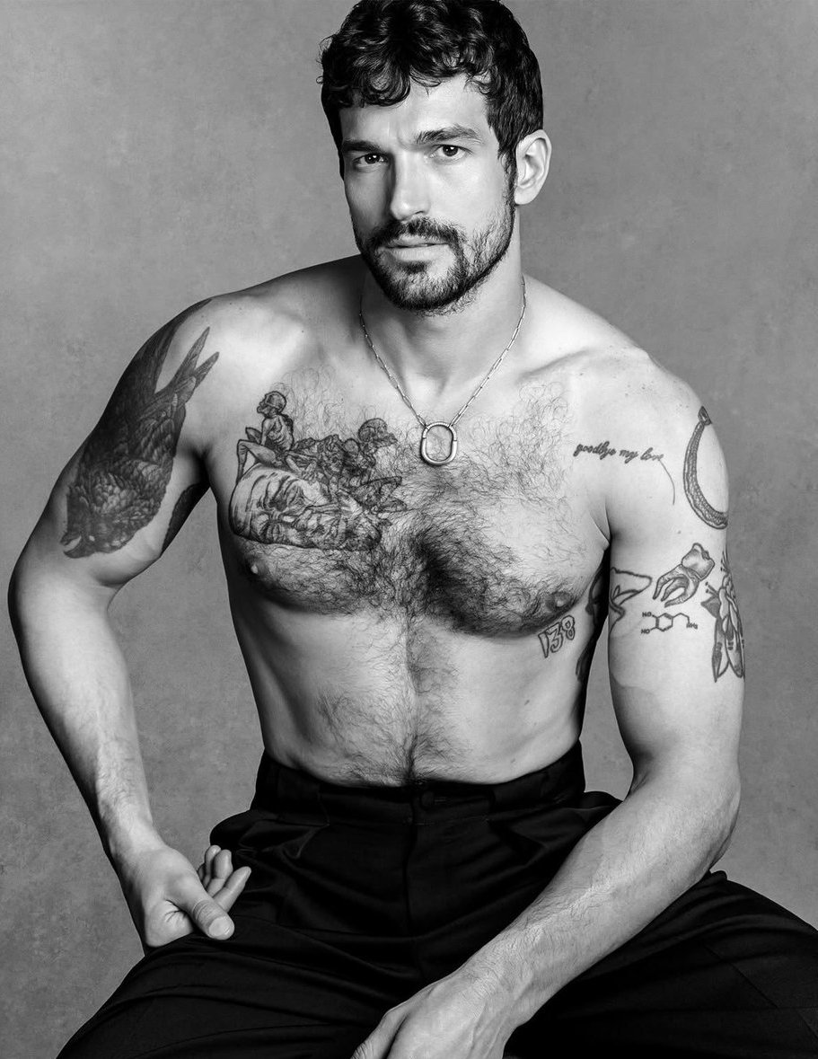 CINEMA505's tweet photo. Paul Anthony Kelly completa 38 anos. https://t.co/8a0E5tawnu
