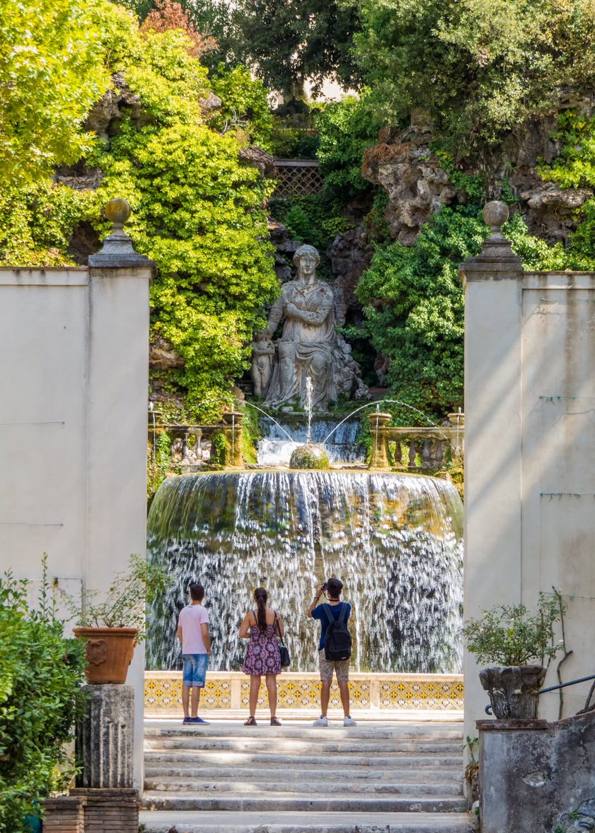 ItalyMagazine's tweet photo. "At the end of October, we found ourselves in Rome with a canceled return flight to England, but it wasn’t difficult to plan how to spend the next few days. We were tempted to go further afield and see the famous gardens at Tivoli..." https://t.co/d1HyXx7KLk https://t.co/9dk4TsxaHR