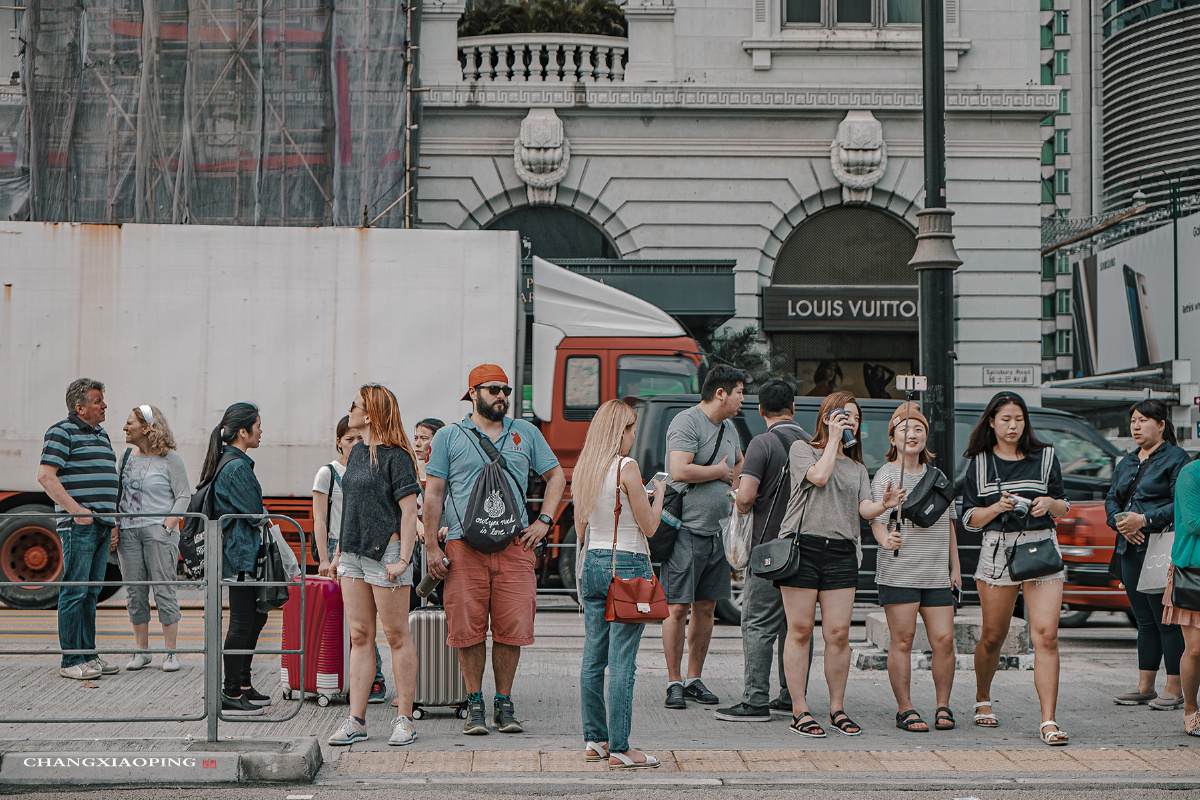 TrailCascadaab's tweet photo. Our campus Photography Club hosts a street shooting session this Saturday at 3 PM! Catch stunning city views, share tips with fellow shutterbugs, and join a post-shoot photo swap at the café corner. Tag a friend who loves clicking! https://t.co/OakAfBpo3j