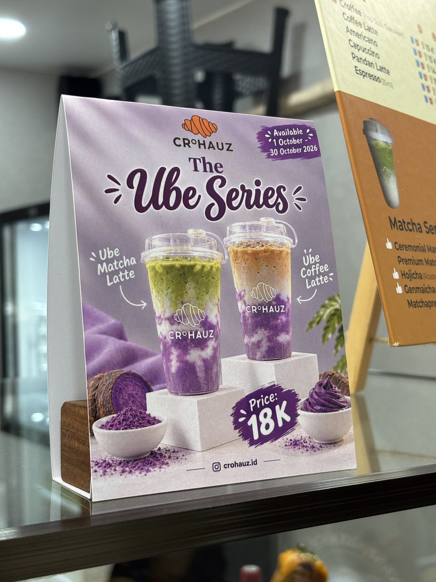 bittercaffeines's tweet photo. Nyobain ube matcha latte 18rb… NAGIH MAU LG SOALNYA MURAH 😭✌🏼 https://t.co/V47sx7nZRa