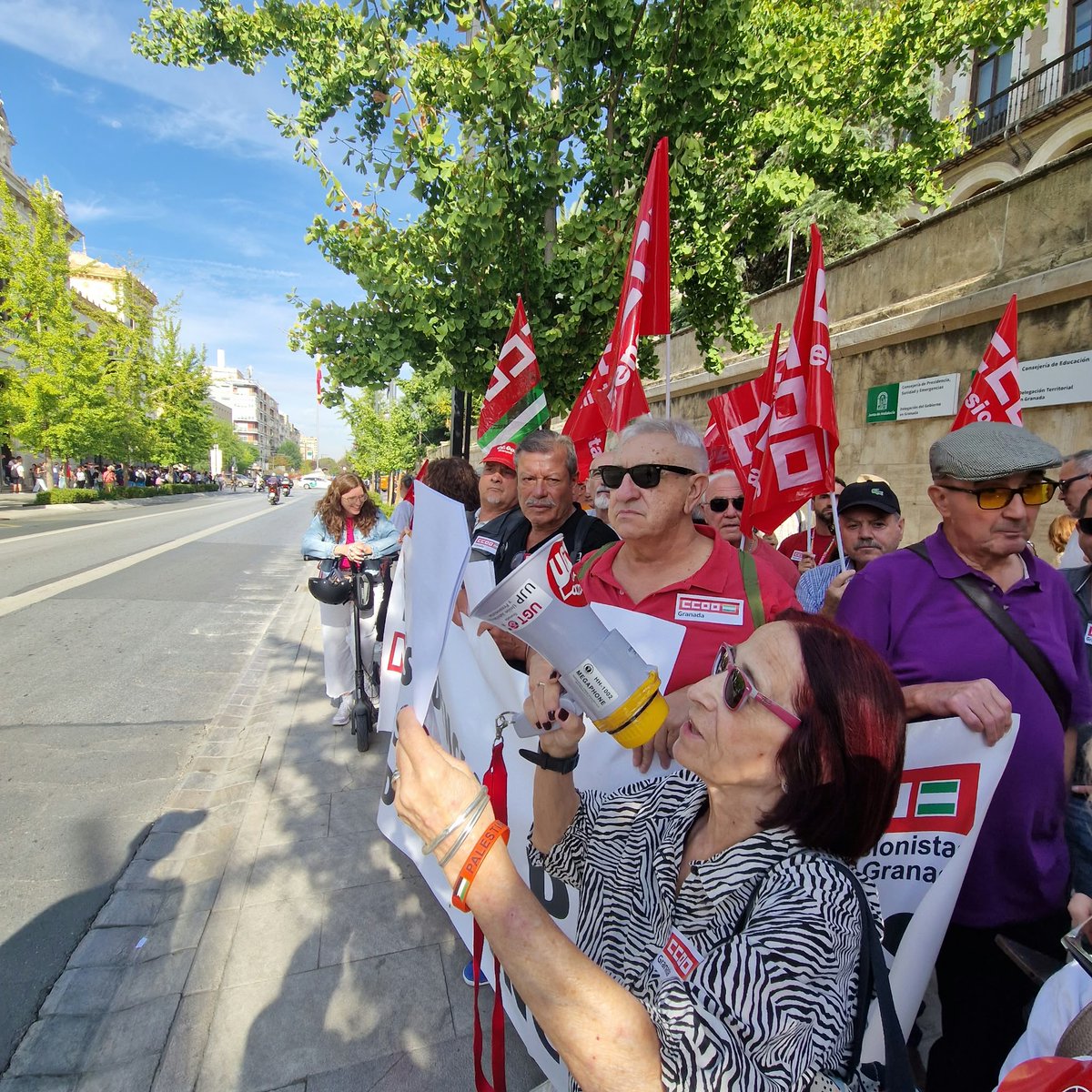 ccoogranada's tweet photo. 1 DE OCTUBRE. DIA INTERNACIONAL DE LAS PERSONAS MAYORES
  CCOO alerta de una “emergencia social” por el deterioro de la atención a los mayores, la dependencia, la sanidad pública y la soledad no deseada
+INFO https://t.co/ow3ntV0Ruu https://t.co/BK6Be5zm2y