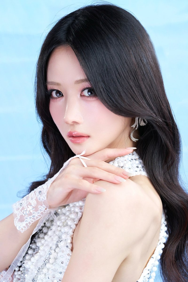 アイドル風に撮影してもらったデータがきた🪩♡
いつもと違うメイクにキラキラな衣装で楽しかった〜〜〜!!!!もっといっぱい写真あるからサブにも載せる🎵🎶
Piumeeさんのイベントに招待していただきました💐 https://t.co/nSUj9AUIzY