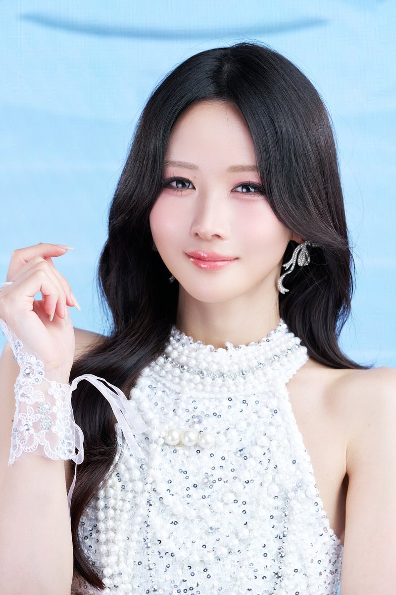 アイドル風に撮影してもらったデータがきた🪩♡
いつもと違うメイクにキラキラな衣装で楽しかった〜〜〜!!!!もっといっぱい写真あるからサブにも載せる🎵🎶
Piumeeさんのイベントに招待していただきました💐 https://t.co/nSUj9AUIzY