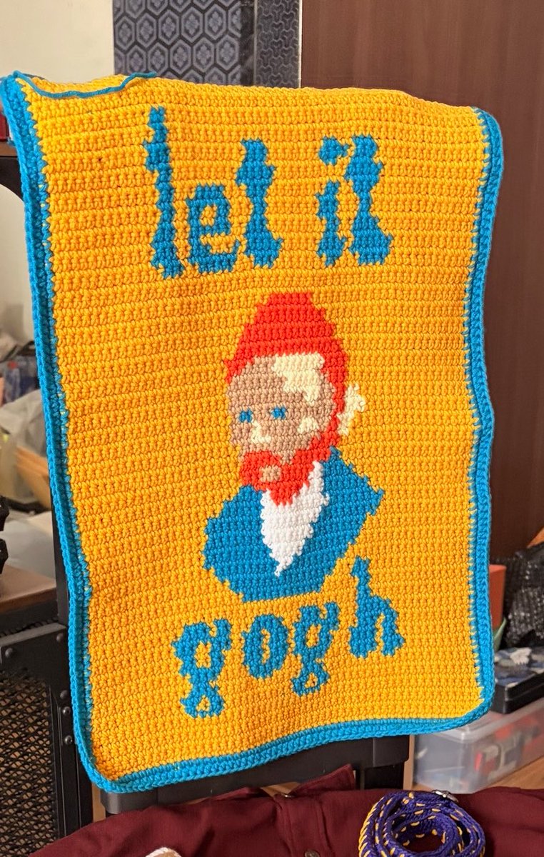 kwonrawrr's tweet photo. inii hihi pertama kali bikin tapestry crochet langsung ngide bikin segede gaban wkwk berkesan soalnya suka bgt warnanyaaaa https://t.co/kqT9hd3EYi
