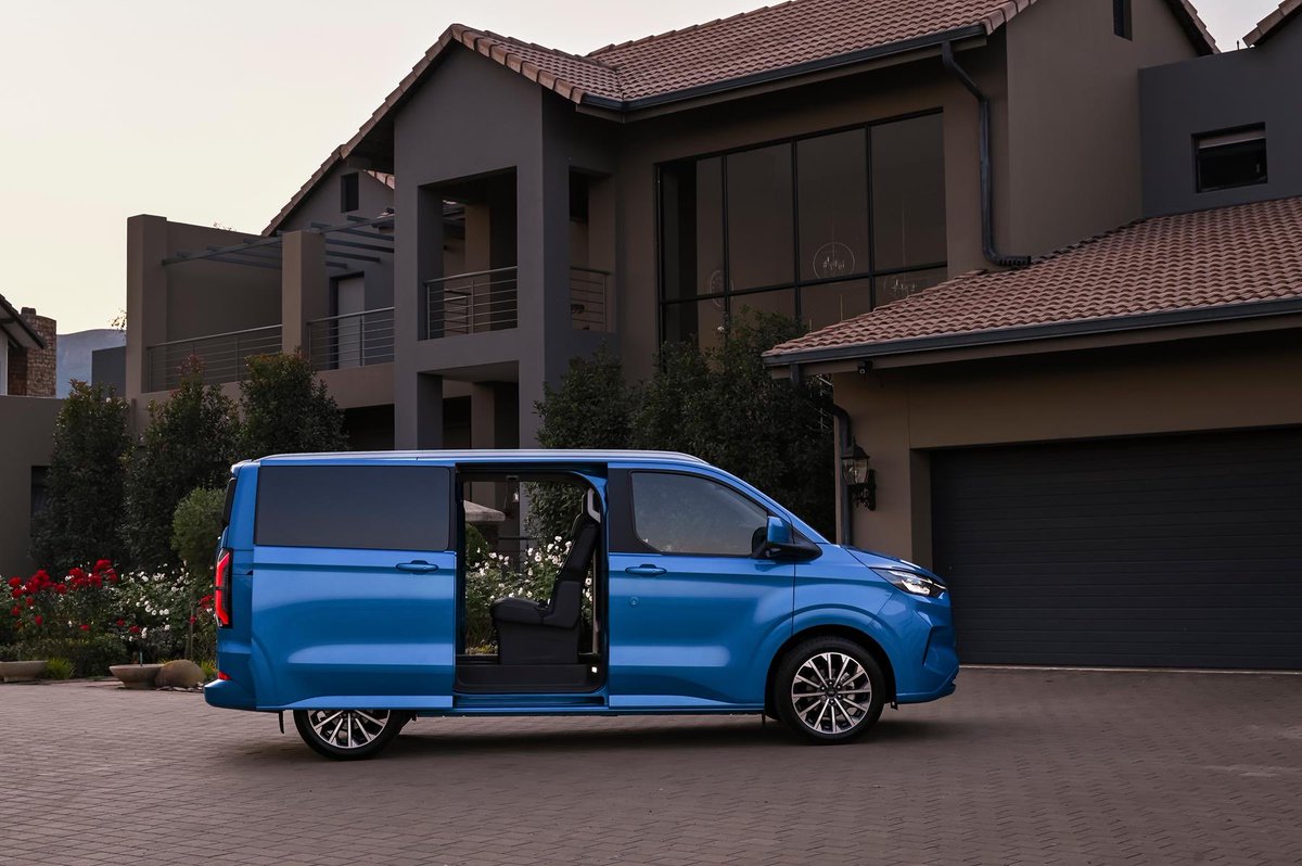 khuleonwheels's tweet photo. Ford Adds All-Wheel Drive to Tourneo Titanium X.See details here: https://t.co/j7D0CLc6Tt

@FordSouthAfrica #FordSA #FordTourneo #TitaniumX https://t.co/Zqd4NozgNV