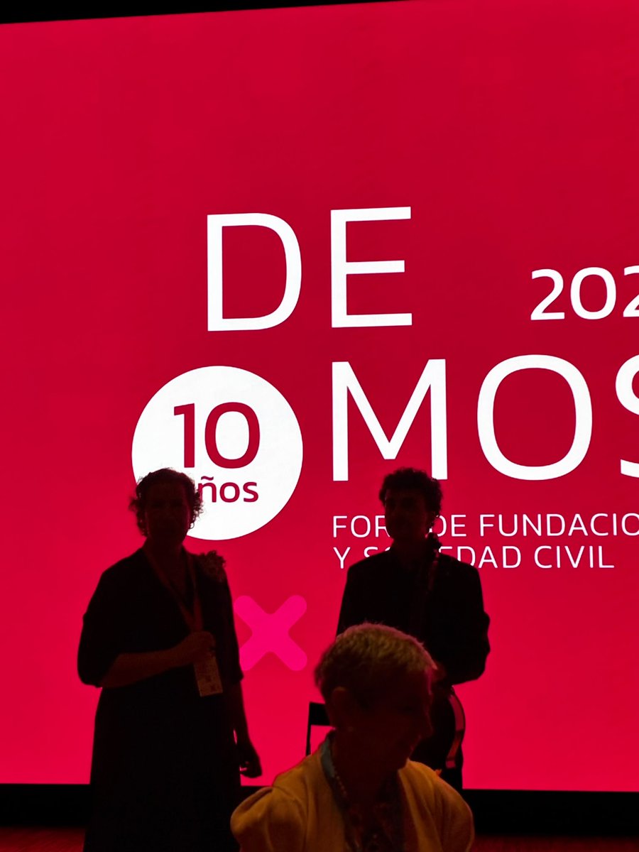 foro_demos's tweet photo. 🔴 ¡Comienzan las sesiones paralelas de #Demos2026!
Conversaciones que se desarrollan al mismo tiempo en distintos espacios de CosmoCaixa. En este primer bloque hablamos sobre fundaciones y sociedad civil, vivienda digna y acción climática. https://t.co/r6euIUUIpK