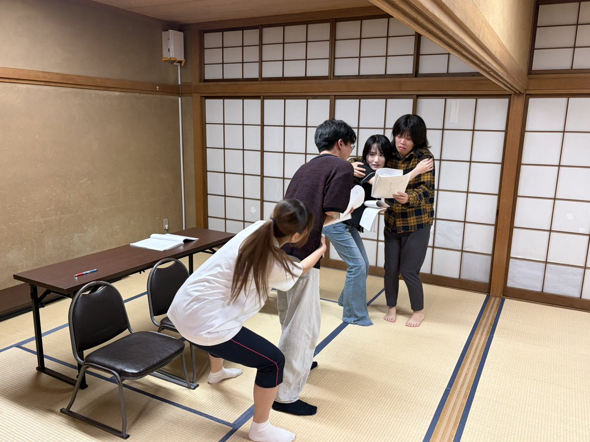 WA_TAXY's tweet photo. #ガラクタらぼ 
#ノメデシ

稽古風景レポートFile.2
『おおよそ人に向ける顔ではない』 https://t.co/R9UacXDCTq