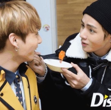 vgukace's tweet photo. taehyung’s baby since day one https://t.co/WuDHcVvjuh