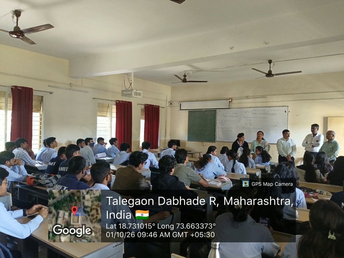 NMIETPUNE's tweet photo. 🧠🎨 Learning meets creativity!

SE CSE students showcased their knowledge of Data Structures through innovative posters on Linked Lists, Trees, Graphs, Hashing &amp; Sorting. 🚀

#NMIET #CSE #DataStructures #StudentInnovation https://t.co/EoDGEZeAft