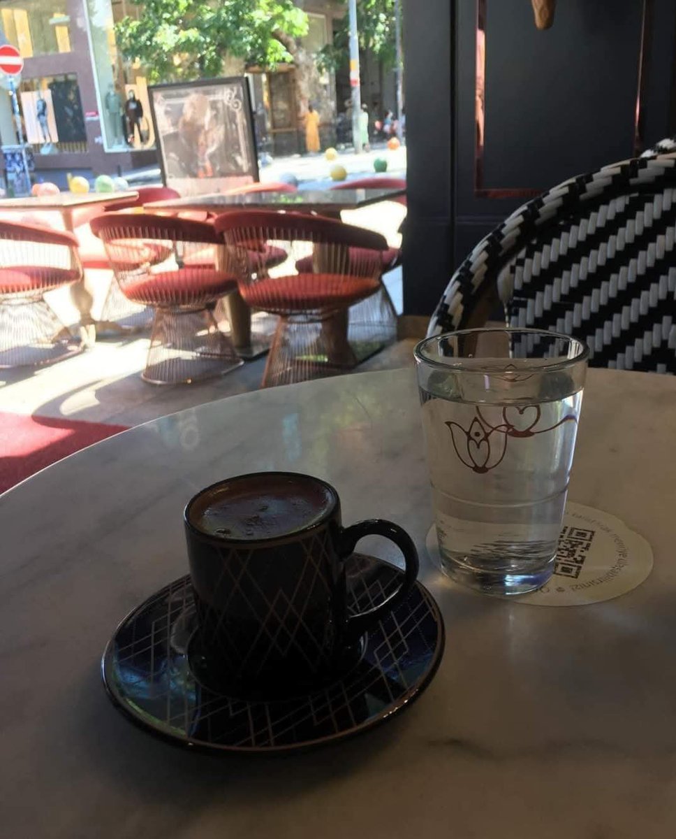 tanlgn2's tweet photo. 1 Ekim Dünya Kahve Günü ☕️
#DünyaKahveGünü'müz kutlu olsun. 😃
Happy International Coffee Day.
#InternationalCoffeeDay
#worldcoffeeday
#nationalcoffeeday #turkishcoffee #türkkahvesi #coffeelove #coffeeculture #coffeetime #coffeelife #coffeedaily #coffeoftheday #coffetime https://t.co/9Ftj48oo5A