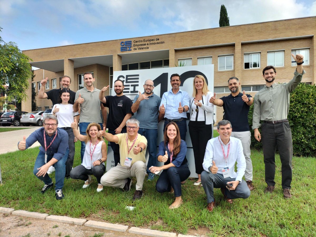 ceeivalencia's tweet photo. #StartechInnovation ya está en marcha 🙌

Damos la bienvenida a Emernova, @muvatech, @mechquote, DataOrigin, https://t.co/yKUumsWvlu, Singular Spark, AIMA Biotech, SAUCO, Niche Biosciences y https://t.co/aRduV8uJ2P.

3⃣ meses para reforzar su modelo y su hoja de ruta tecnológica. https://t.co/Ju6FyNvDU9