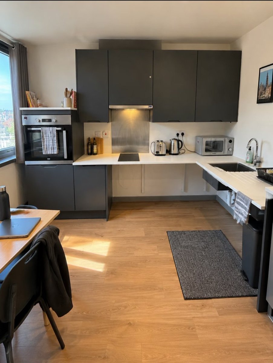 cozyeras's tweet photo. Black, beige, wood tones… the perfect cozy combination. 🤎 https://t.co/gxdExgJP6Y