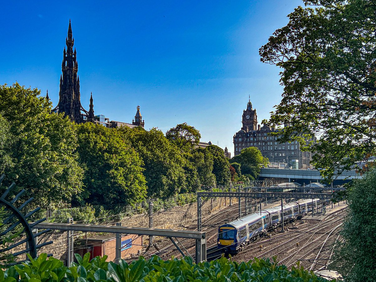 ScotRail's tweet photo. Good Morning ☕️, ^Hayley here. https://t.co/7OzMFy28V3