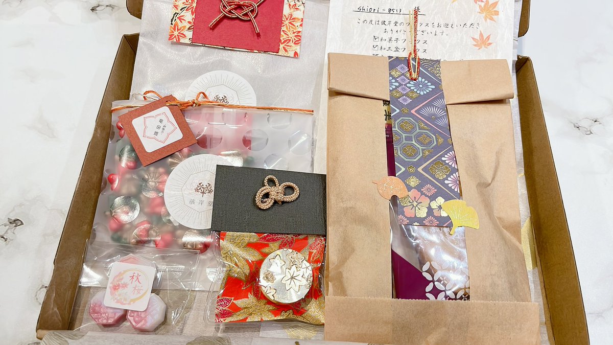 handmade_s_'s tweet photo. 久しぶりに買えた✨🥹

彼岸堂(@Higan_Do_ )さんのワックスとヘッドー🥰

とても可愛い✨😆
白いかぼパンもゲット出来たので、今までの購入分もお休みの日に楽しみたい……!! https://t.co/cObIhOVoem