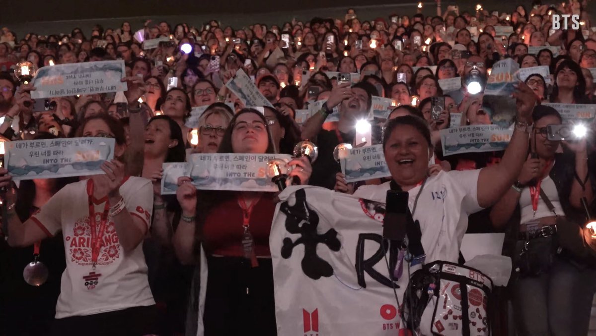 Yolithearmy's tweet photo. los putísimos banners amigas, somos perfectas https://t.co/2jq1PSTJrL