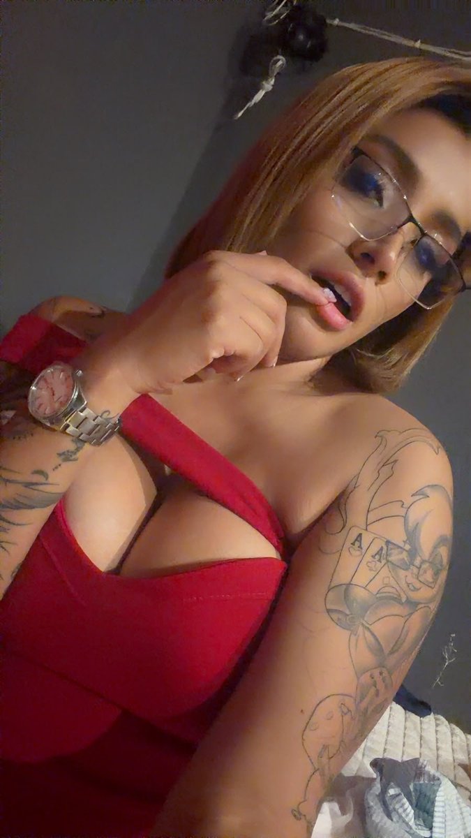 GabyVeracruz's tweet photo. Bonito inicio de mes Octubre 
Cómo estás mi amor? 
Muchos besitos 💋 
#Octubre #besos #JuevesDeTentación 
#Gabylover #Gabyveracruz 
Me regalas un RT 
Gracias https://t.co/ZXvGCdwbbf