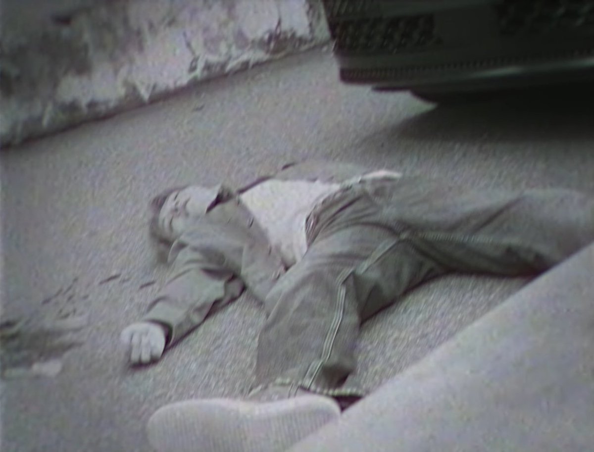 HANLlNO's tweet photo. why is minho always getting hit by a car in their gay mvs https://t.co/upRw9qMKh1