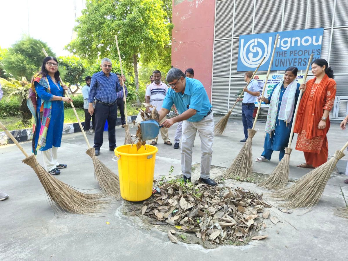 IGNOULucknow's tweet photo. Clean entrance, Clean office, Clean minds, Clean thoughts.... Swachhata Hi Seva (SHS) 2026 ... Shifting from "not my responsibility" to "shared responsibility". https://t.co/7CmAsozcLK