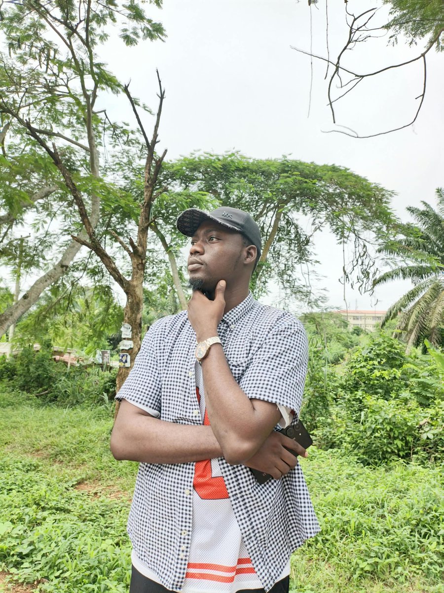 coddexx_dev's tweet photo. I have so many things to say and thank God for, the journey is just beginning, register the name "Coddexx". You will see and feel my footprint all over the internet(positively). I'll come back to this tweet one day to share my testimony. Happy new month and Happy Independence. 🇳🇬 https://t.co/aSIPd19XLc