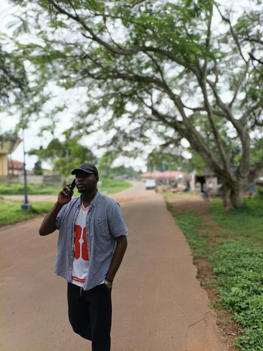 coddexx_dev's tweet photo. I have so many things to say and thank God for, the journey is just beginning, register the name "Coddexx". You will see and feel my footprint all over the internet(positively). I'll come back to this tweet one day to share my testimony. Happy new month and Happy Independence. 🇳🇬 https://t.co/aSIPd19XLc