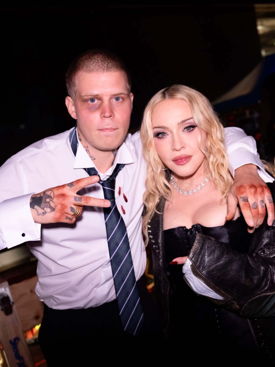 yungleanbrasil's tweet photo. Yung Lean e Madonna em nova foto postada pela cantora https://t.co/WmkXW7iw8W