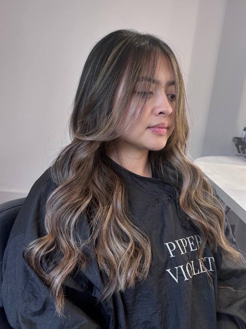 SEXYCANI9998's tweet photo. Soft, sun-kissed ribbons melt into a rich, seamless brunette base. Hair by @jade_piperviolethair https://t.co/Du4chYpAl8