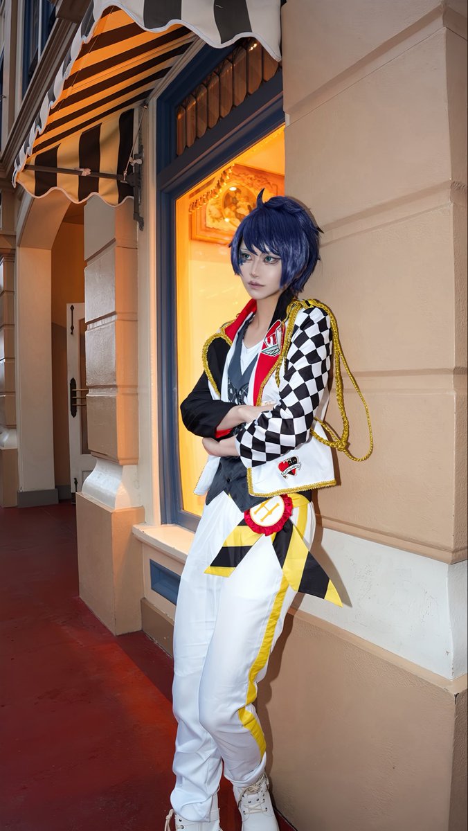 UoxoU___prr's tweet photo. ⟡.· ＿＿＿＿＿＿

                   誰か来ないかな

                             ＿＿＿＿＿＿⟡.·

#Dハロ仮装2026 #Dハロツイステ
📸:@Moon_neko_0s0 https://t.co/CGTjoCxyL0