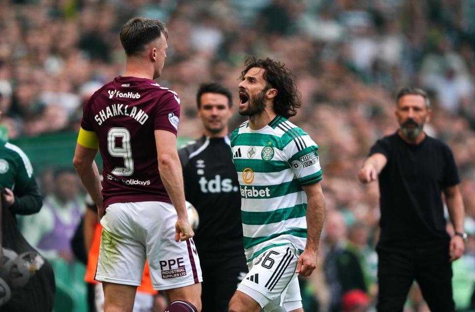 rmcd93's tweet photo. 🗣️ "They came into the game thinking they had it 𝙚𝙖𝙨𝙮."

🗣️ "Coming onto the field, scoring those goals &amp; winning that game was one of the best moments."

🍀 EXCLUSIVE! Marcelo Saracchi on clashing with Lawrence Shankland &amp; his super sub role in winning #CelticFC the title 🏆 https://t.co/pbiLH8mfi8