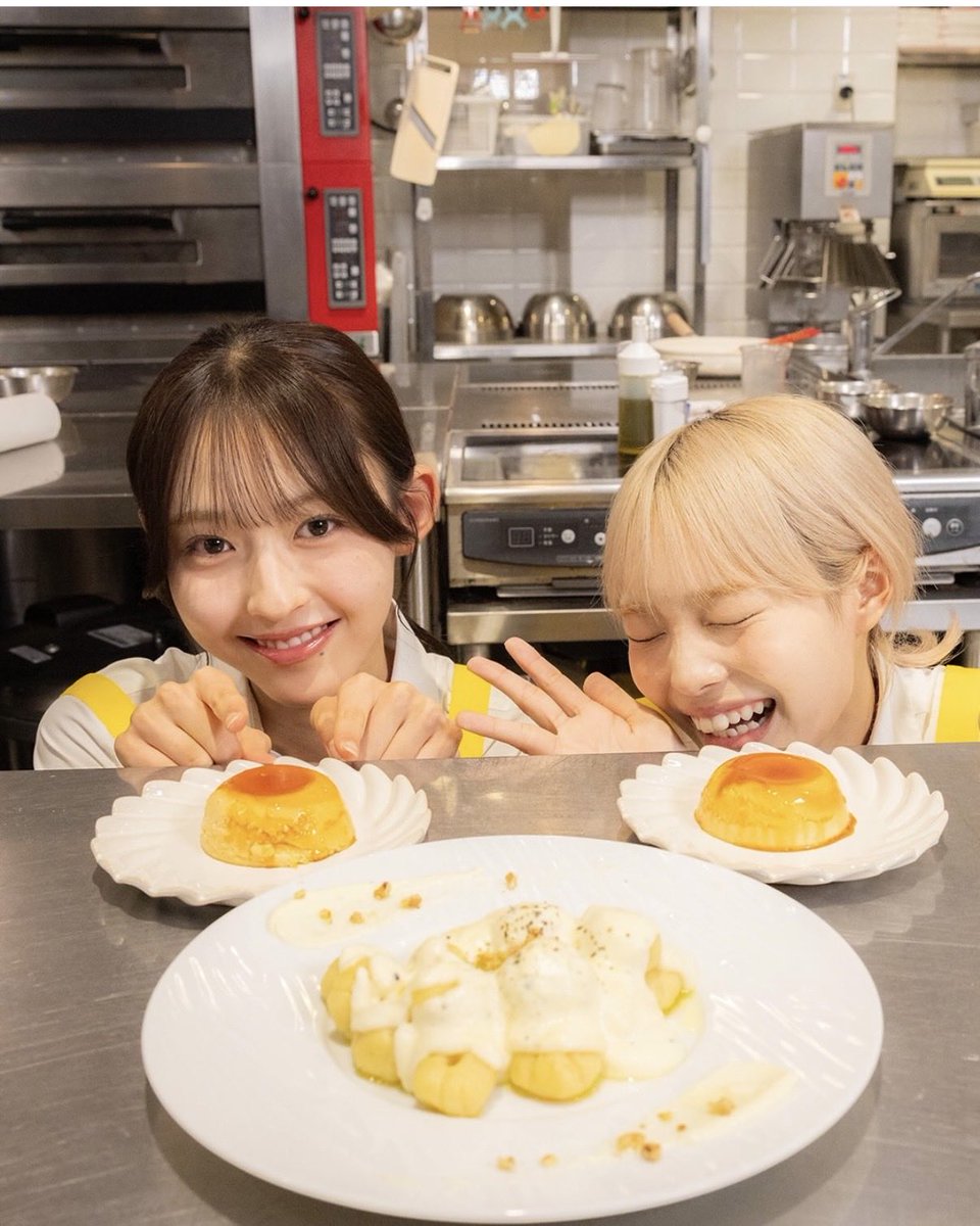 minmin_0806's tweet photo. すぱのび楽しかった!
梨音ちゃんのお料理してるとこ本当好き!
黄色いエプロンめっちゃ似合う♡♡
普段から料理してるのが伝わる✨
メニューもかわいくてひーなちゃんとの
息もぴったりで最高☺️
エキストラの方が羨まし過ぎた💕
#多田梨音
#すぱのび https://t.co/NH6qBsiMQb