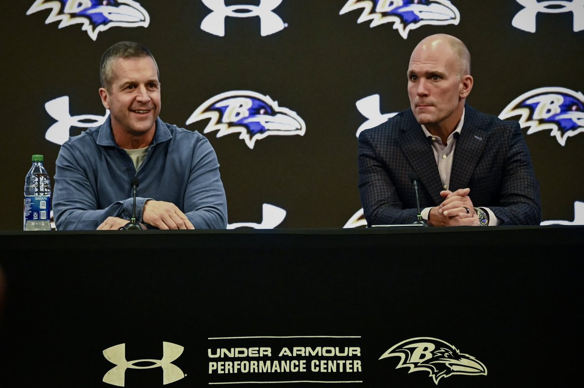 hoodie_flowers's tweet photo. The dialogue around EDC right now is eerily similar to what people said when they started getting fed up with Harbaugh.

"We can't fire him! He's above average, so we can't move on! Who would replace him?"

Get the old regime 100% out of here. Above average isn't good enough. https://t.co/KItGxF52Px